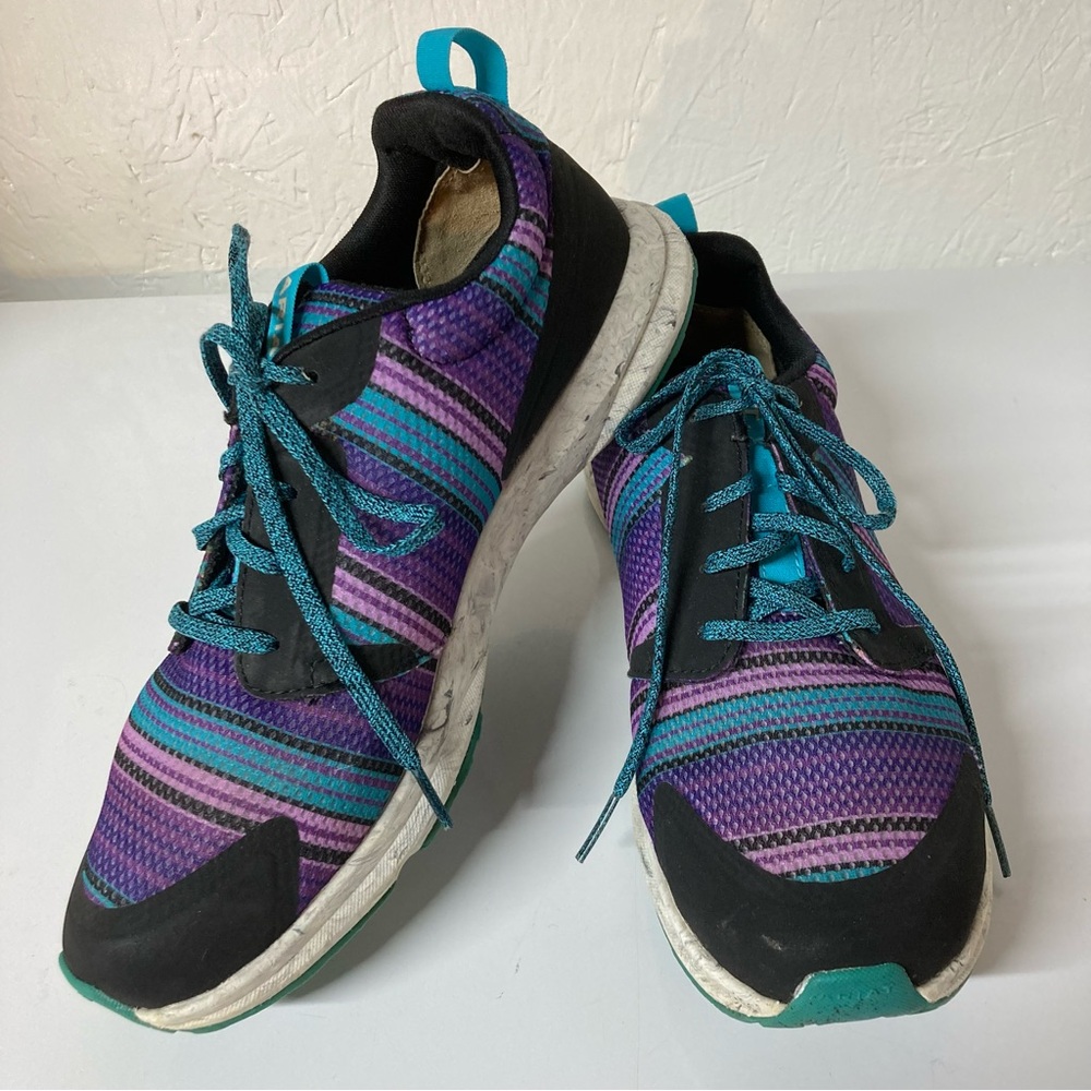 Ariat FUSE Athletic Mesh 9B Women's Low Top Lace Up Sneakers Slightly Torn
